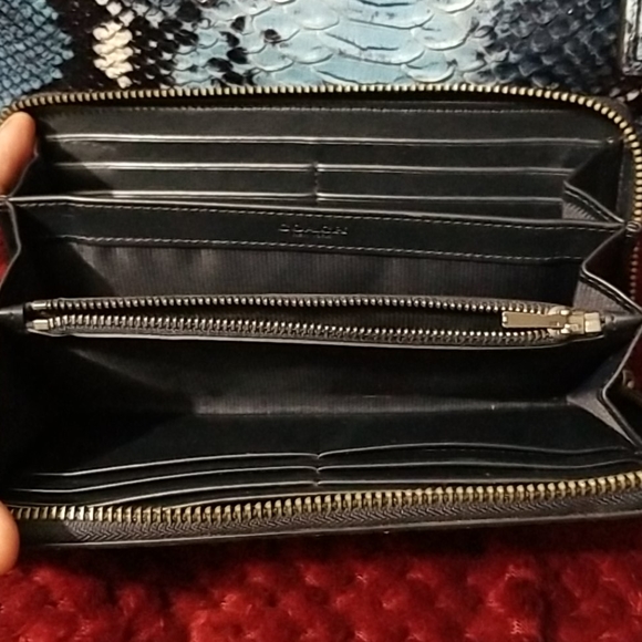 NWT Coach multidark denim embossed python gramercy - Picture 5 of 16